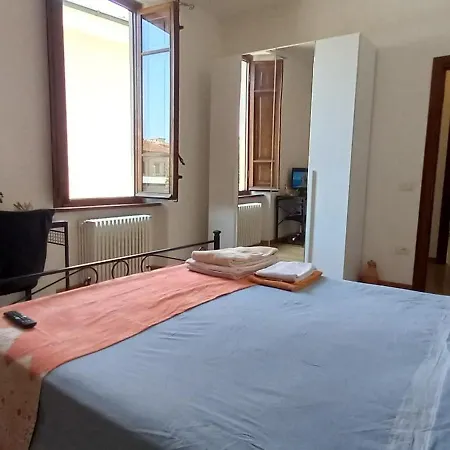 Apartment Holiday Rental- By The Walls N 395 *